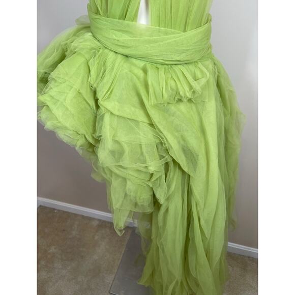Bronx and Banco Taraji One Shoulder Tulle Tiered High Low Maxi Green Gown Sz XS - Picture 6 of 15